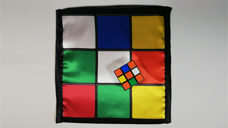Qubik’s Quick Change Bag by Lee Alex