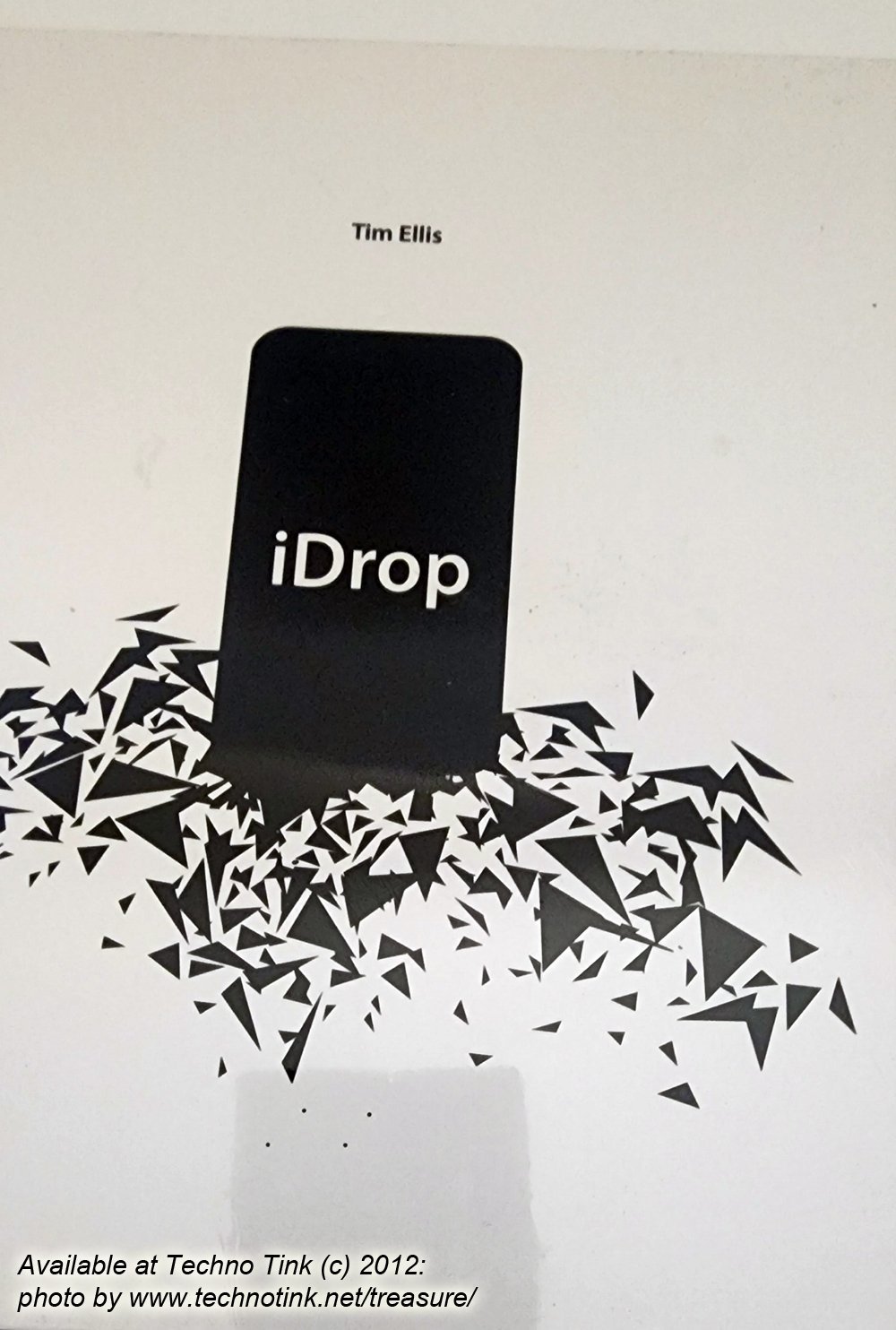 iDrop (Gimmick and Online Instructions) by Tim Ellis - Trick