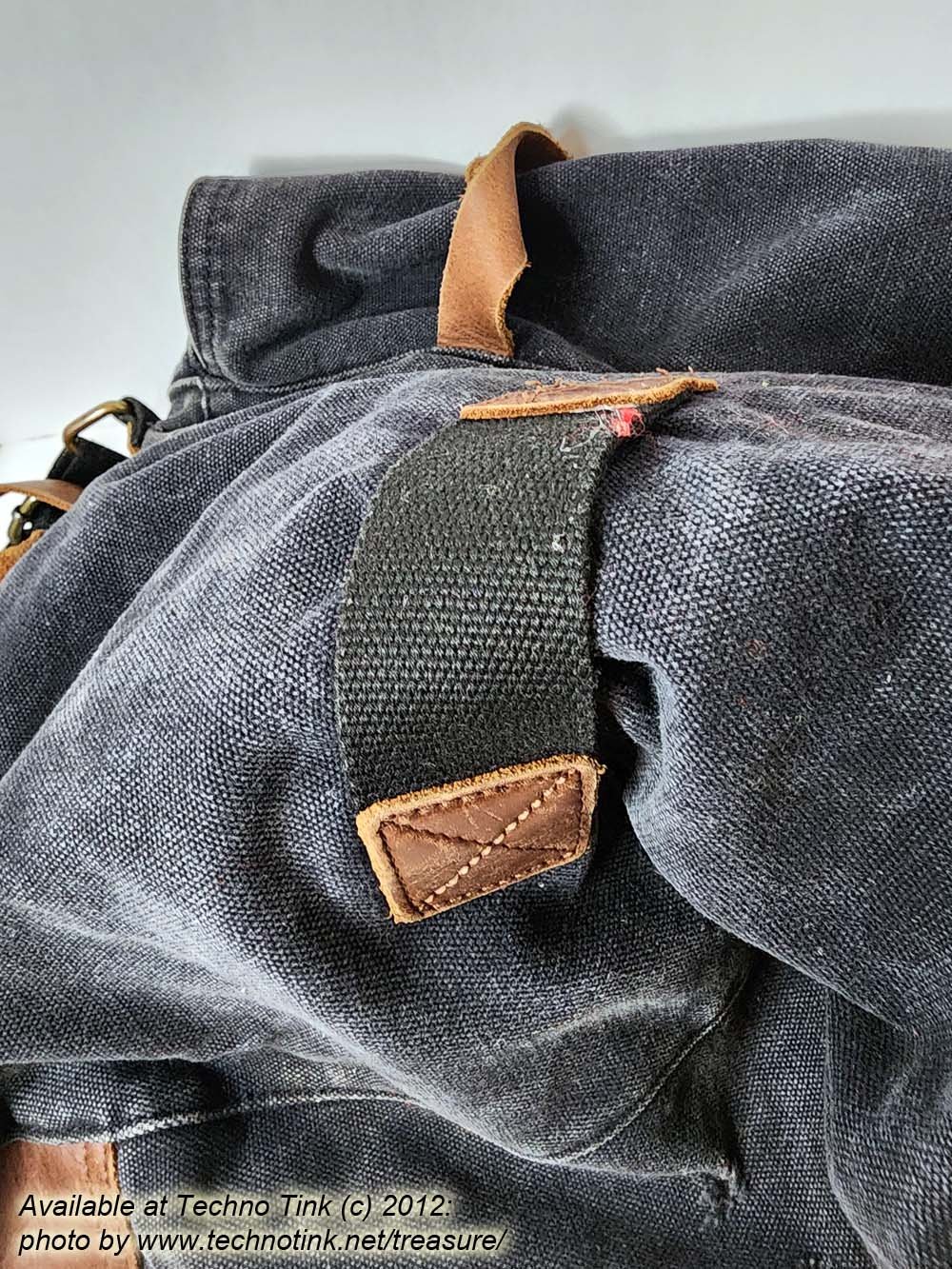 CLELO Black Shoulder Messenger Bag USED: GOOD - Image 5