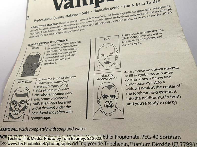 Fun World Vampire Makeup Kit - Image 5