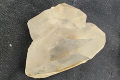 QUARTZ-0027-042323-0012