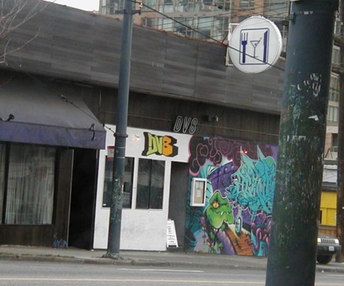 DV8