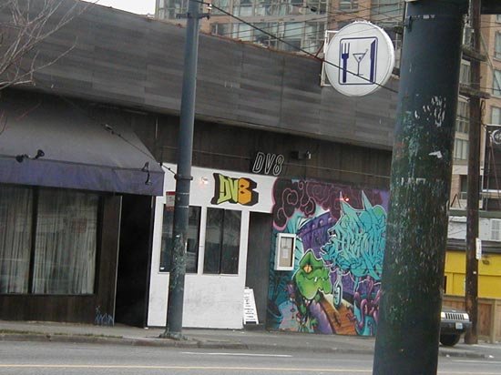 DV8