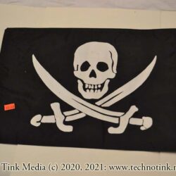 Jolly Rogers Pirate Flag, 39 x 25 x .5 (10 x 16 in)