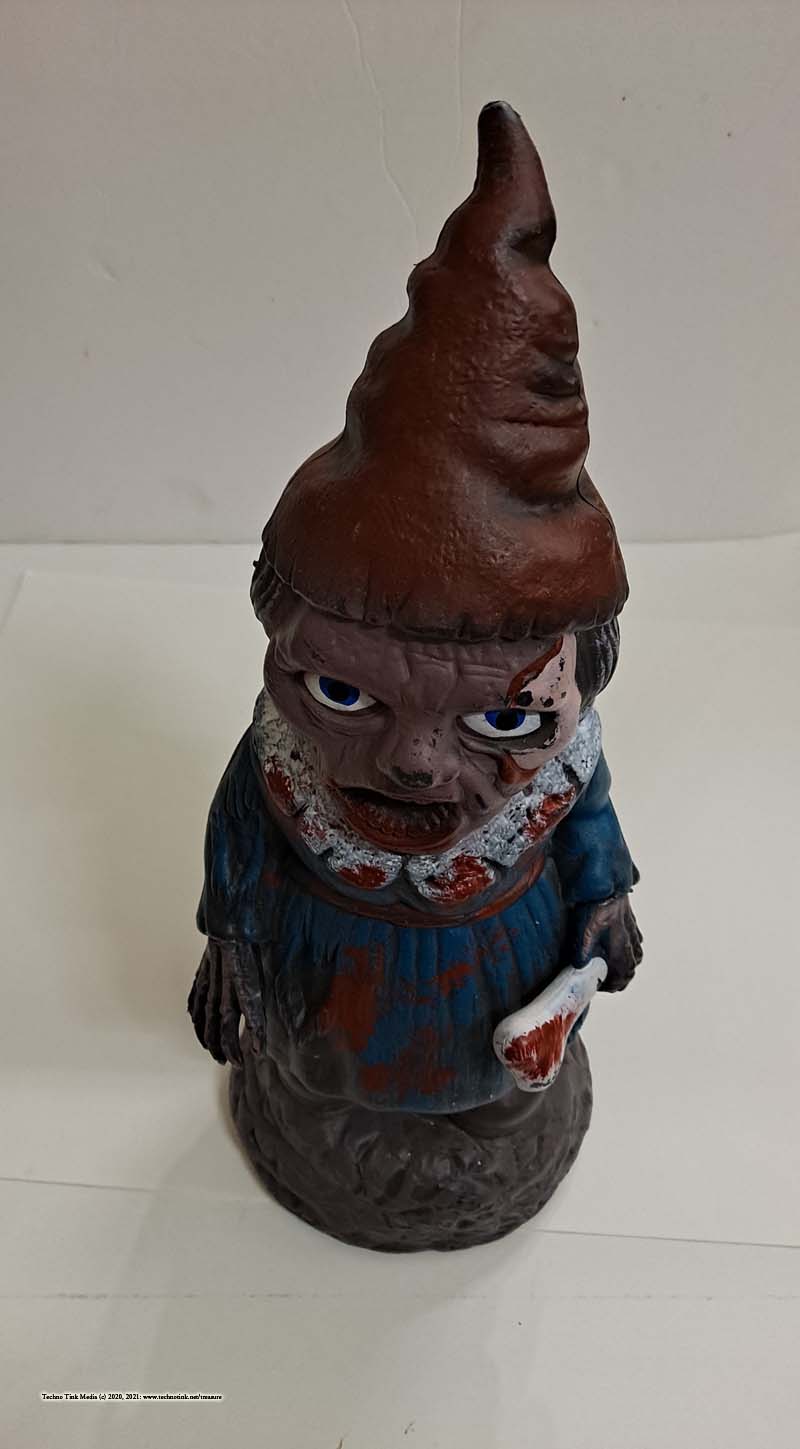Zombie Gnome: Woman - Plastic - Image 3
