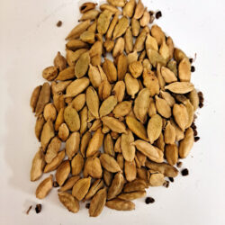 Cardamom Seeds, whole pods - 1 oz