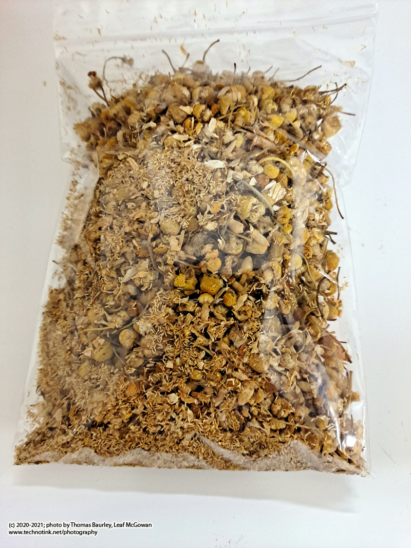 Chamomile flowers, German - 1 oz - Image 3