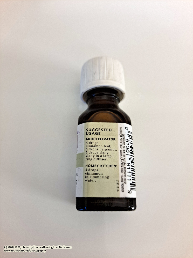 Cinnamon leaf, Aura Cacia essential oil .5 fl oz - Image 3