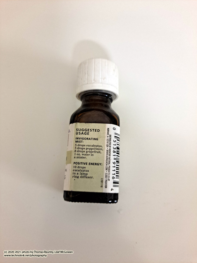 Eucalyptus essential oil, .5 fl ounce : Aura Cacia - Image 2