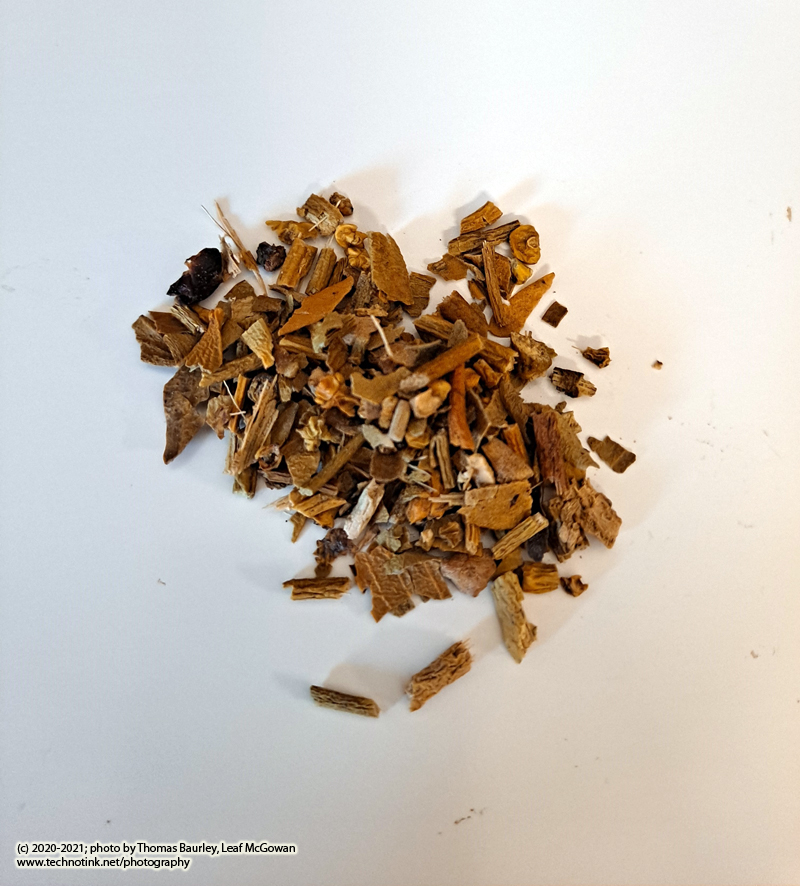 Mistletoe, European - Viscum album - one ounce