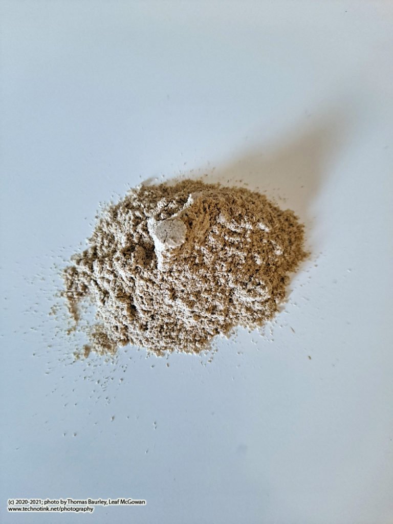 Ginseng powder, one ounce