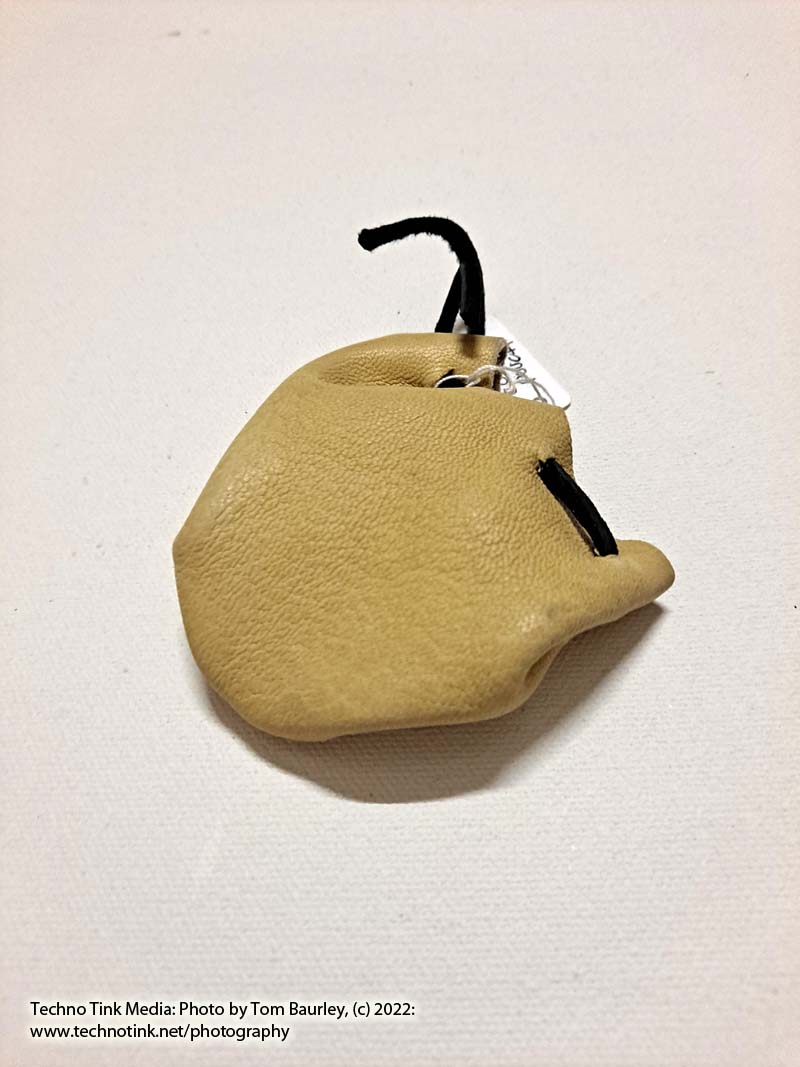 Small tan Leather coin pouch - Image 3