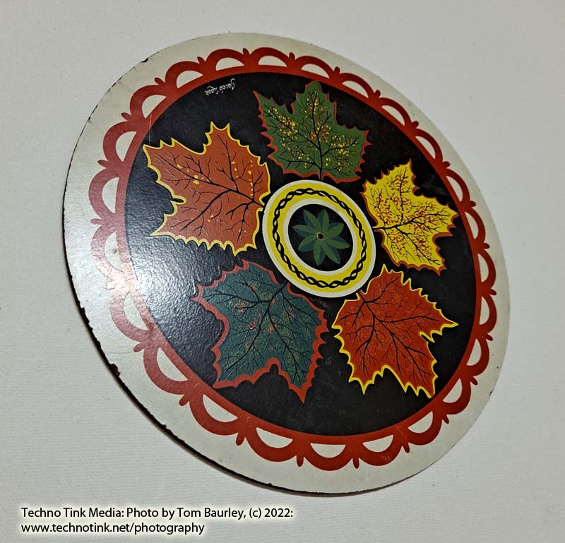 Used Small Dutch Hex Sign: Maple - Image 3