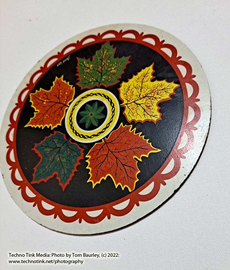 Used Small Dutch Hex Sign: Maple - Image 4