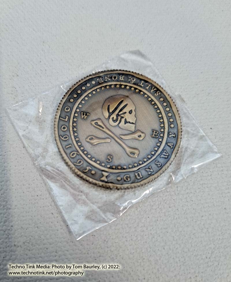 Pirate Coin (Dollar) by Ellusionist -Trick - Image 8