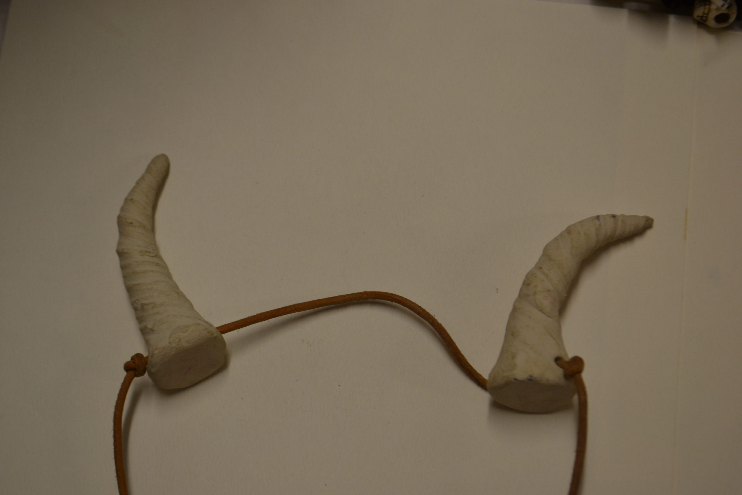 Unpainted Large sized twisted costume horns - Image 5