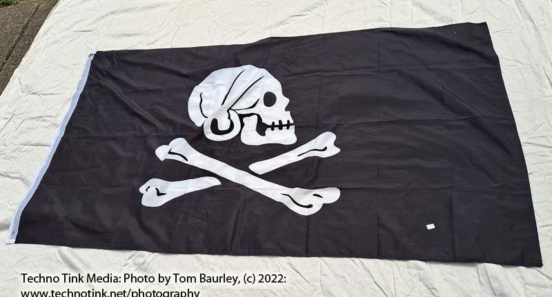 Large 60"x35" Henry Every Pirate flag