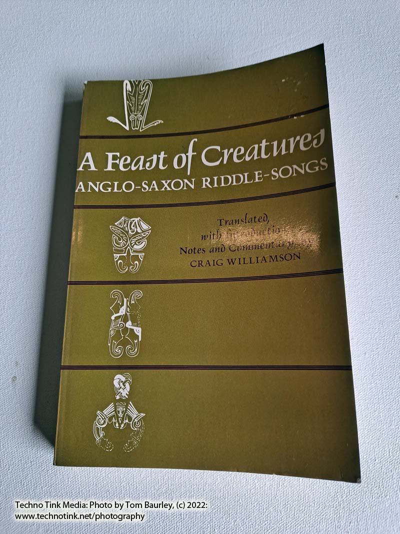 A Feast of Creatures : Anglo-Saxon Riddle-Songs by Craig Williamson - Image 2