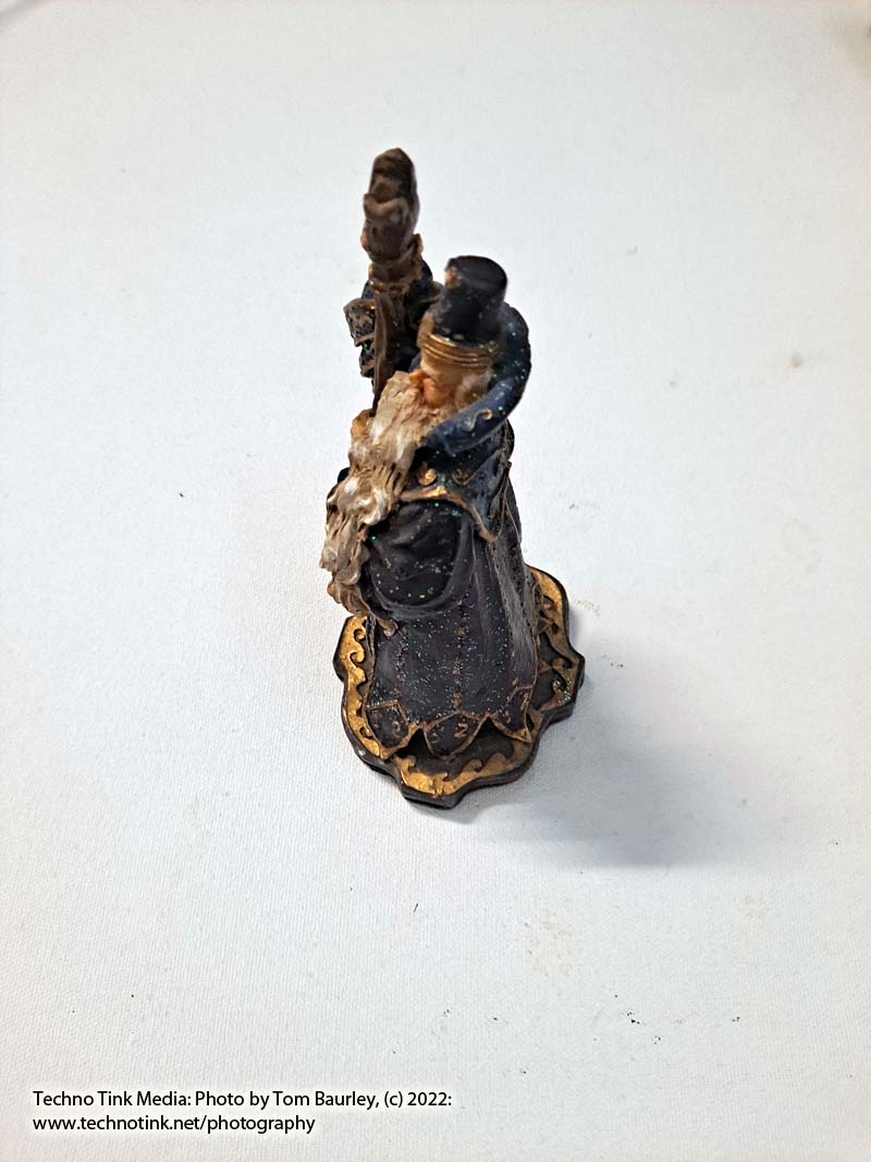 Small Standing Wizard with staff figurine - Image 3