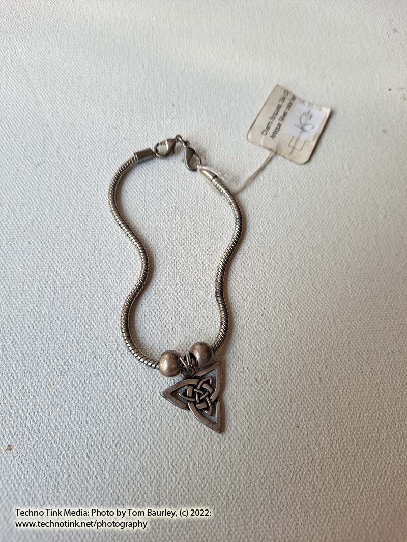 Celtic Triangle Bracelet - Silver