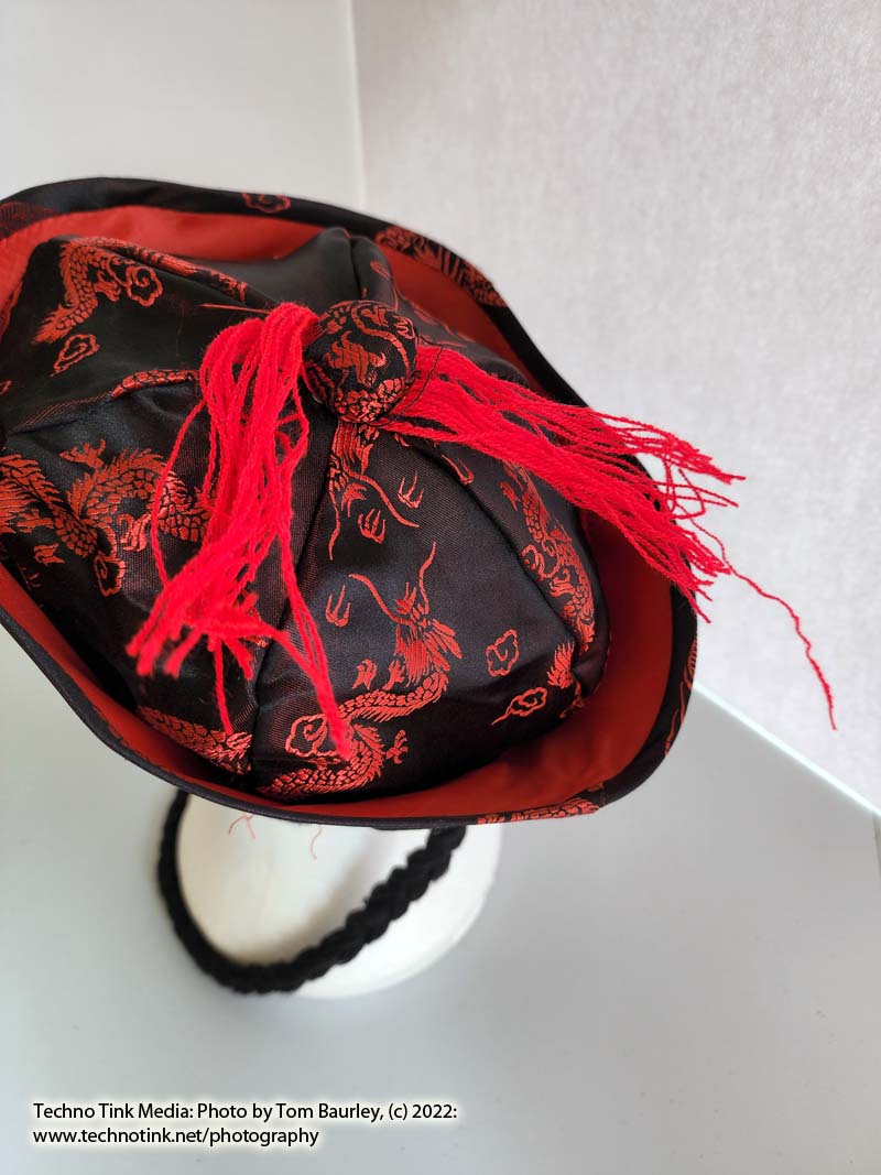 Red and Black Dragon insignia Chinese Hat with Fold and Red Yarn, Black Hair Tail - Image 11
