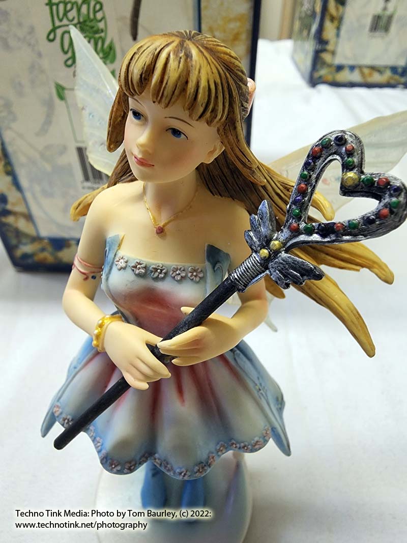 Faerie Glen "Dream" Fairy Girl Figurine - Image 4