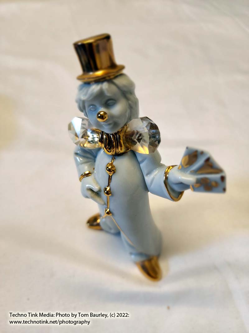 Vintage Capodimote Limoges Mime Clown Figurine, Glazed Ceramic/Porcelain Swarovski Crystal 24k gold - Image 2