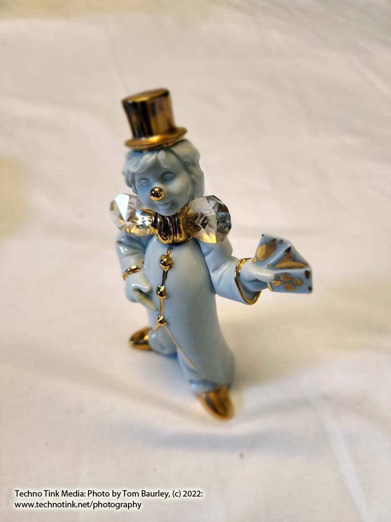 Vintage Capodimote Limoges Mime Clown Figurine, Glazed Ceramic/Porcelain Swarovski Crystal 24k gold - Image 4