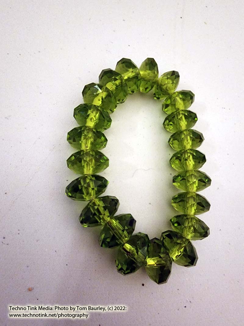 Medium elastic stretch Light translucent green crystal bracelet - Image 4