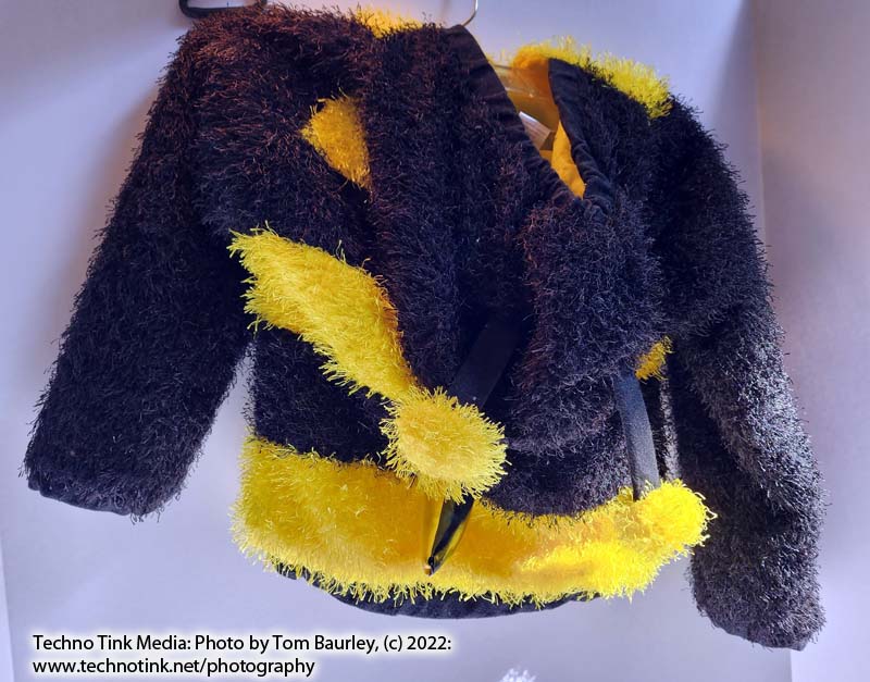 A Bumble Bee Jacket Kids Large - Image 4