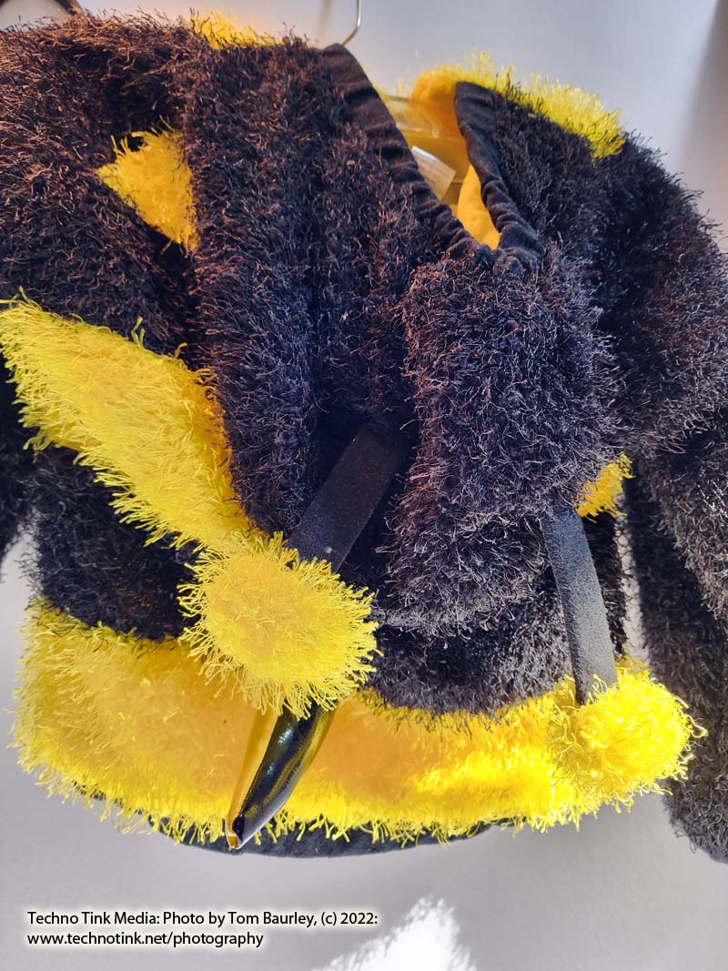 A Bumble Bee Jacket Kids Large - Image 5