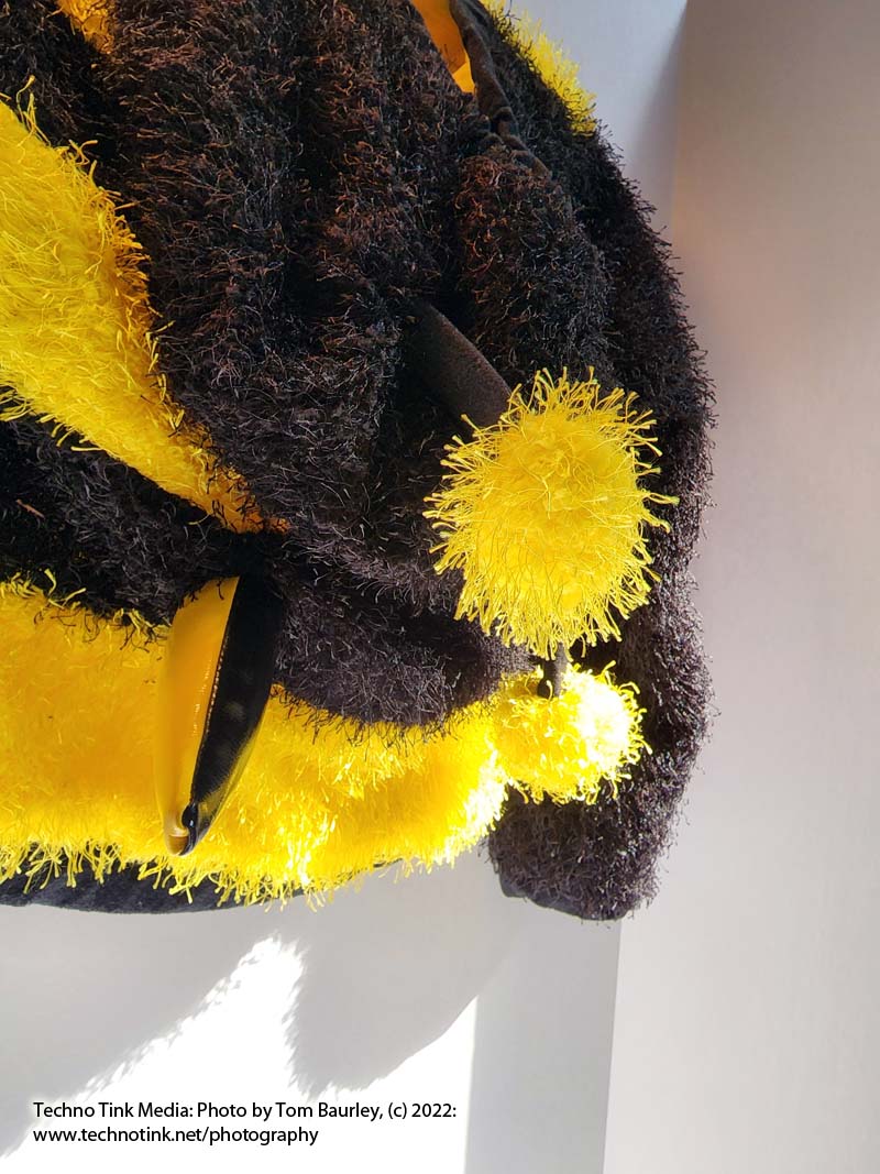 A Bumble Bee Jacket Kids Large - Image 6