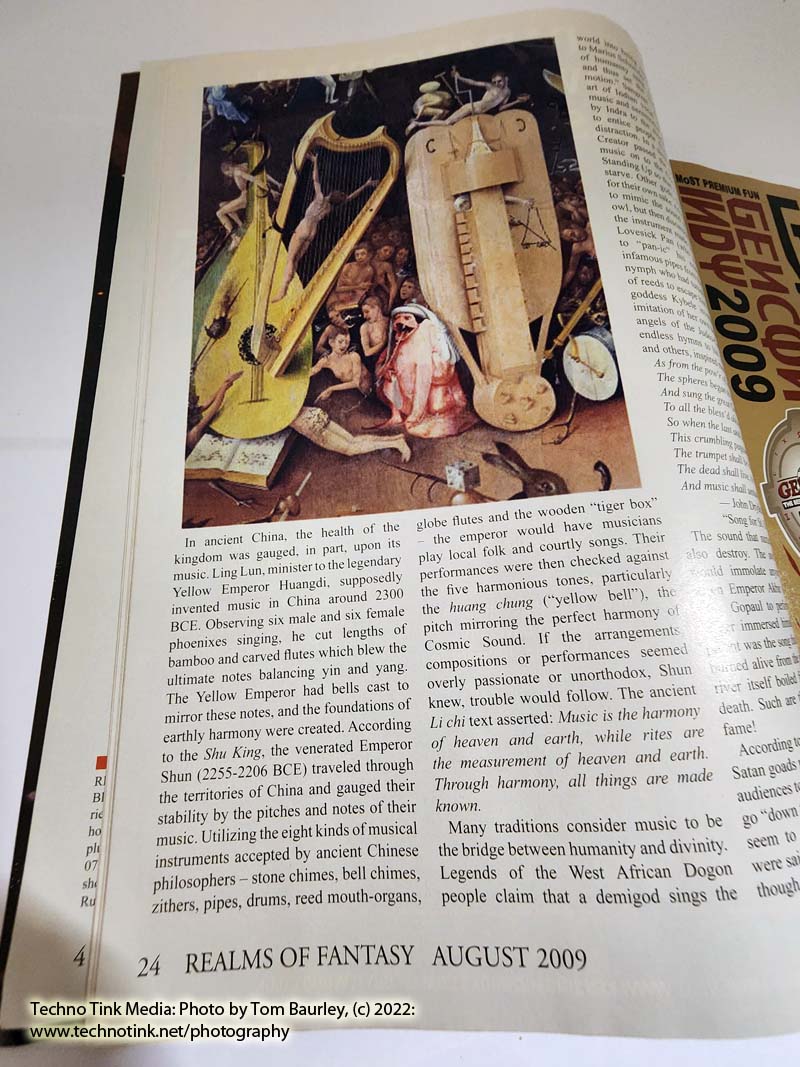 Realms of Fantasy Magazine August 2009 - Image 7