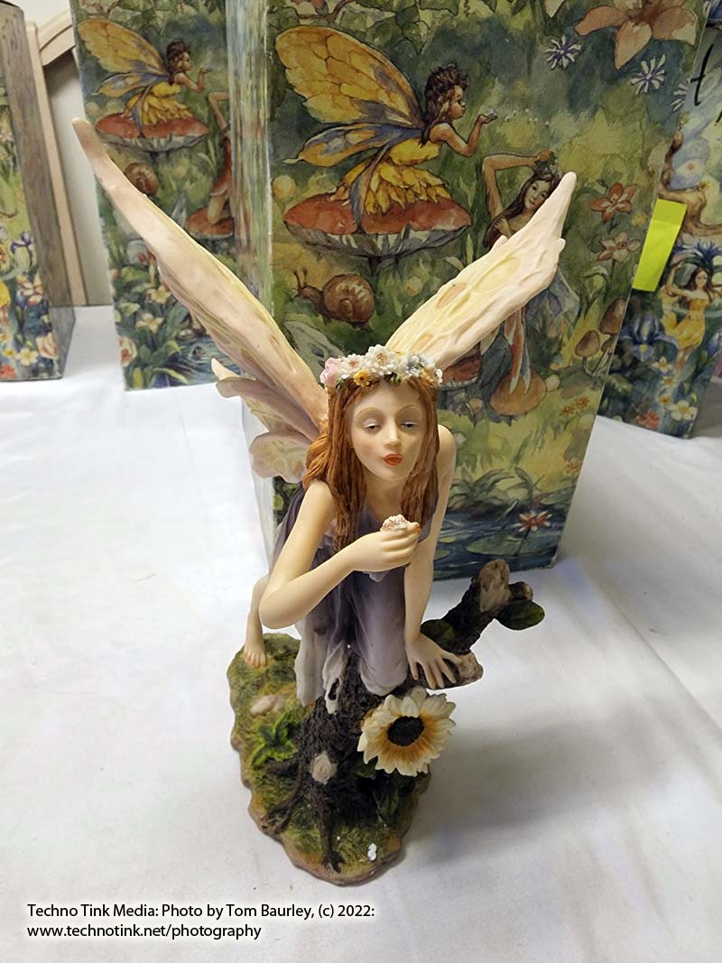 Large Summit Collection Wishing Fairy Figurine - Image 4
