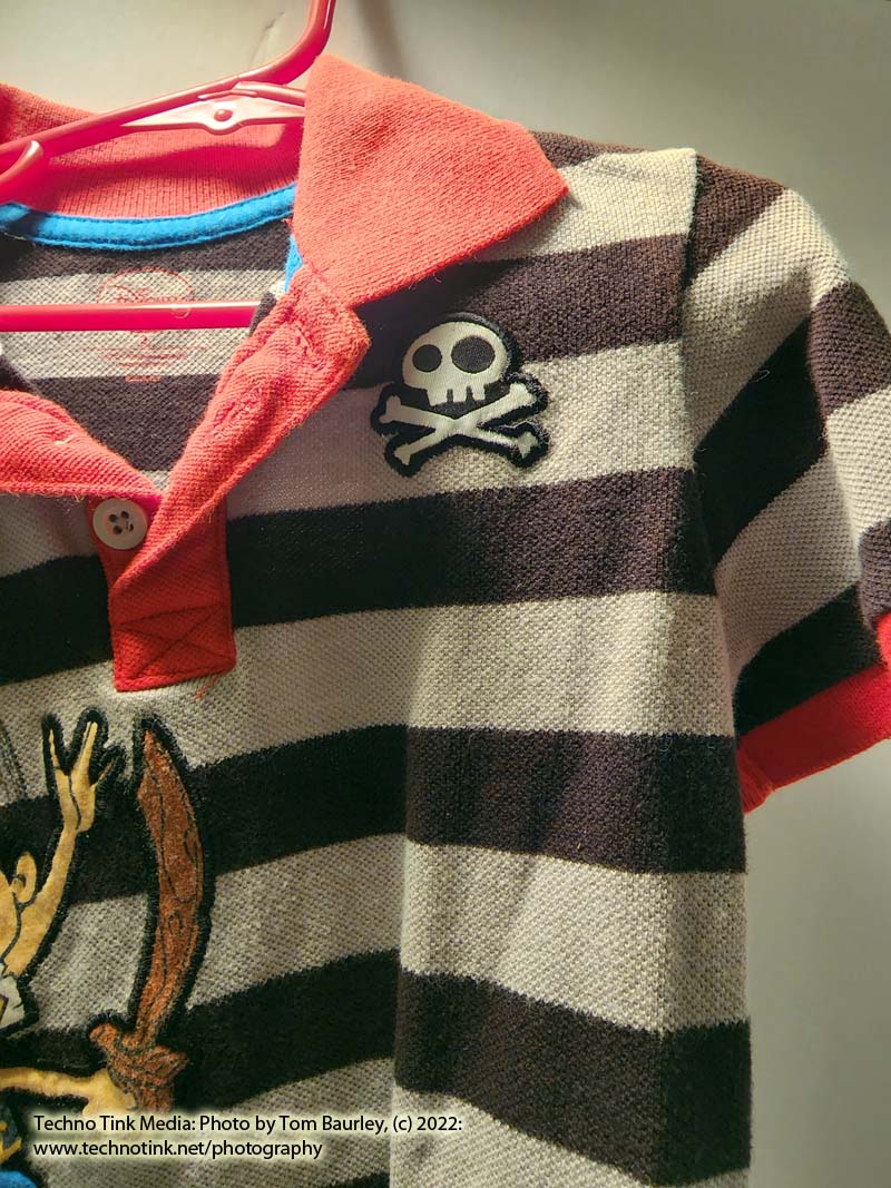 Jake and the Netherland Pirates Striped Shirt Age 3 - Image 5