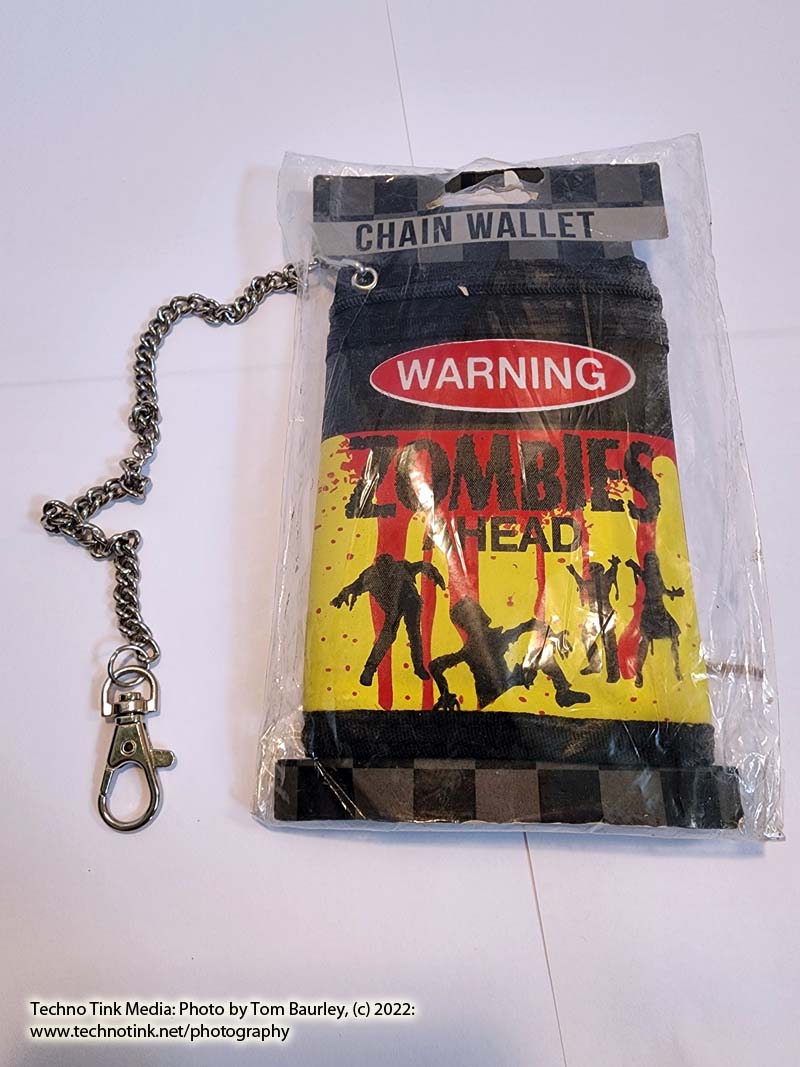 Zombie Killer Nylon Warning Zombies Wallet - Image 2