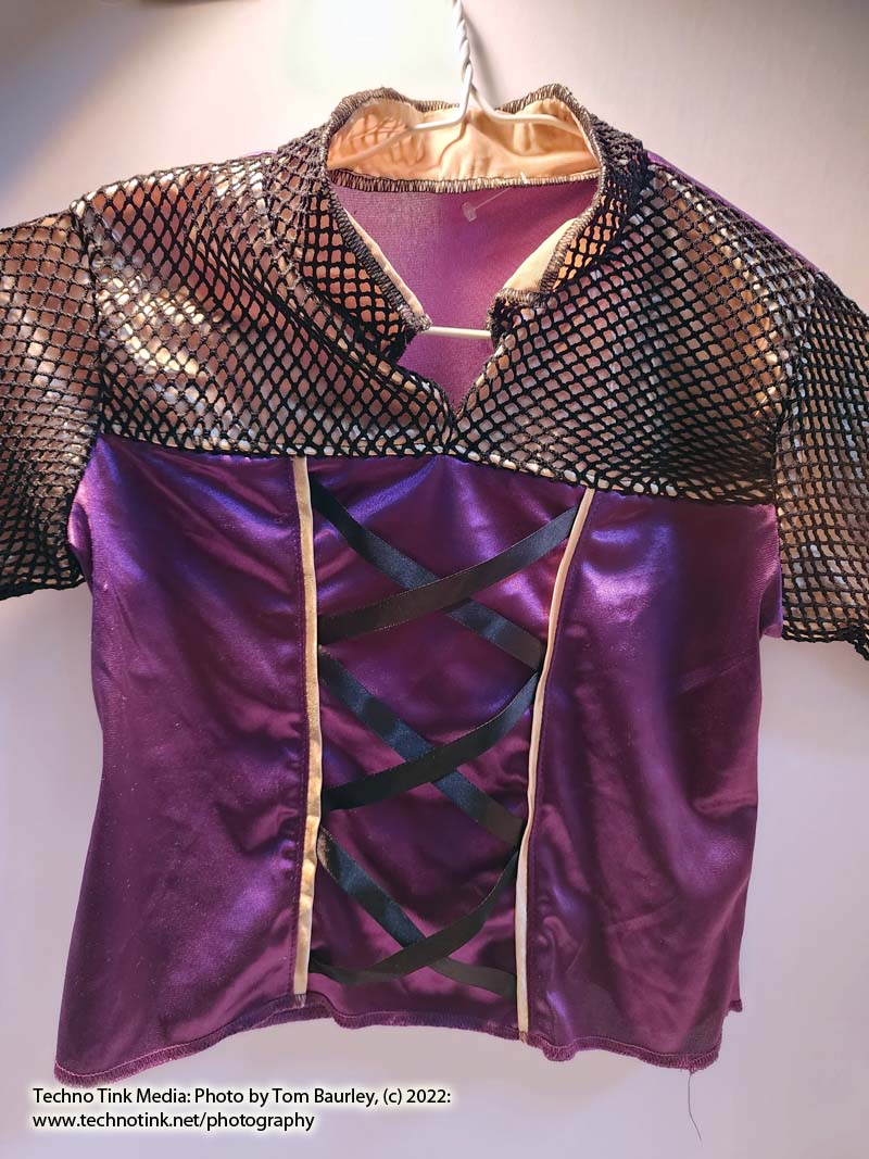 A Purple satin and gold color polyester Pirate shirt with black lace Age 2-4 - Image 3