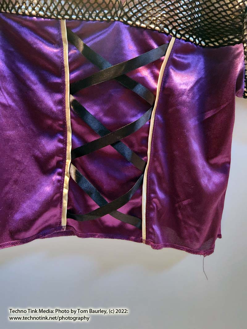 A Purple satin and gold color polyester Pirate shirt with black lace Age 2-4 - Image 5