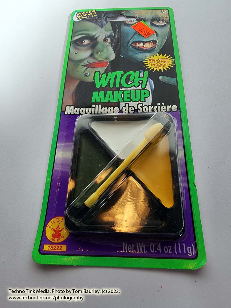 Rubies Witch Makeup Kit .4 oz - Image 2