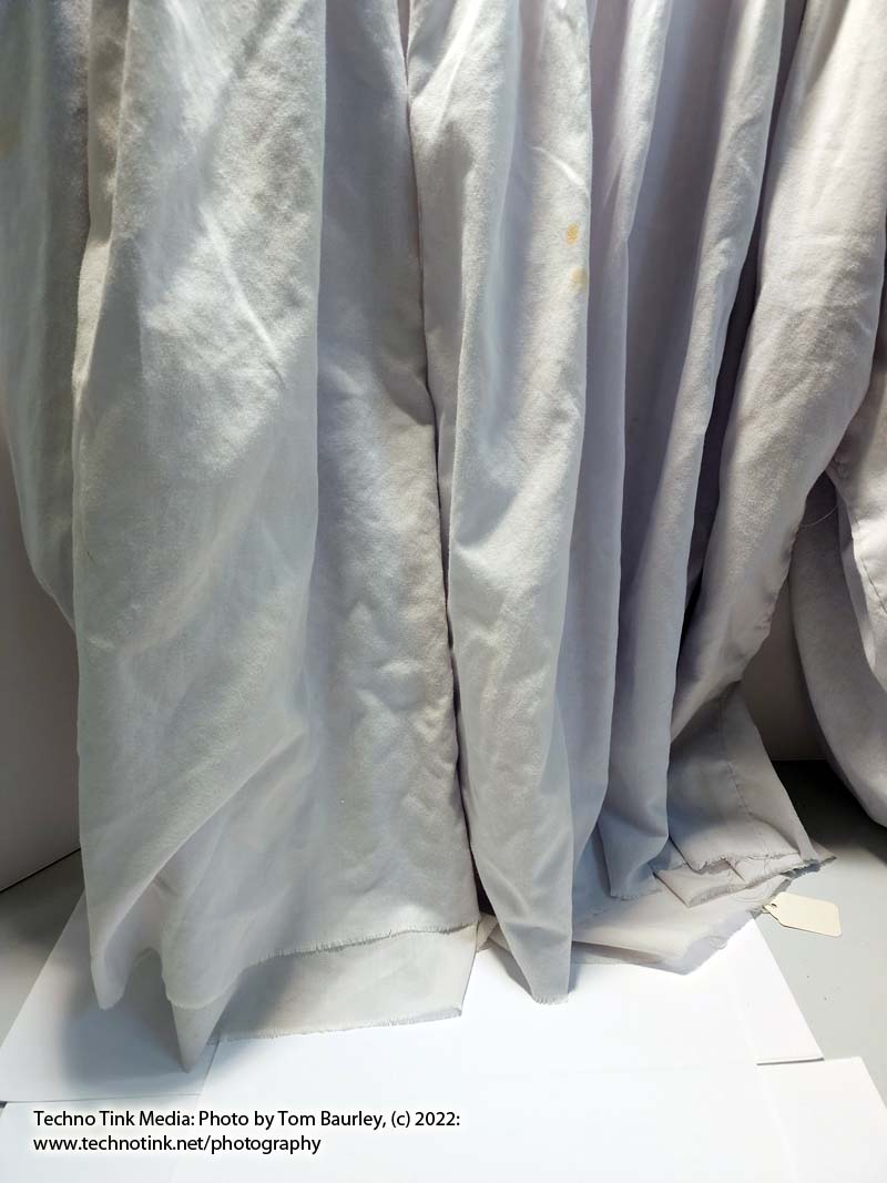 Off white XL Puffy Medieval or Pirate Shirt - Image 6