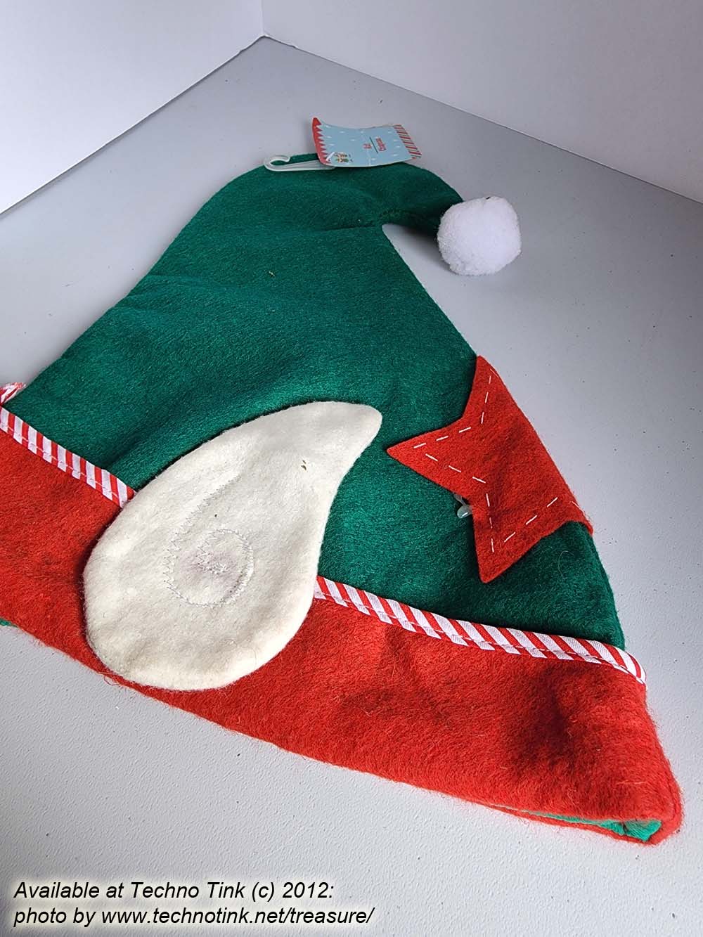 Green Felt Elf Hat with Red Trim and Star - Image 10