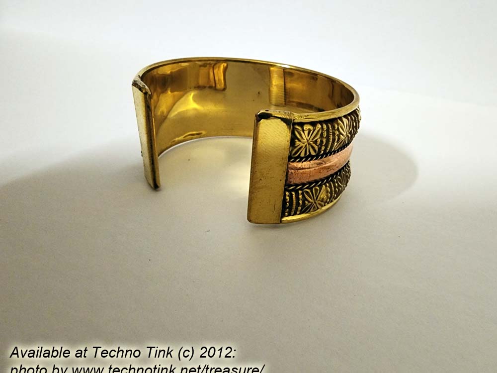 32 MM Metal Brass and Copper Cuff Bracelet from India - Image 5