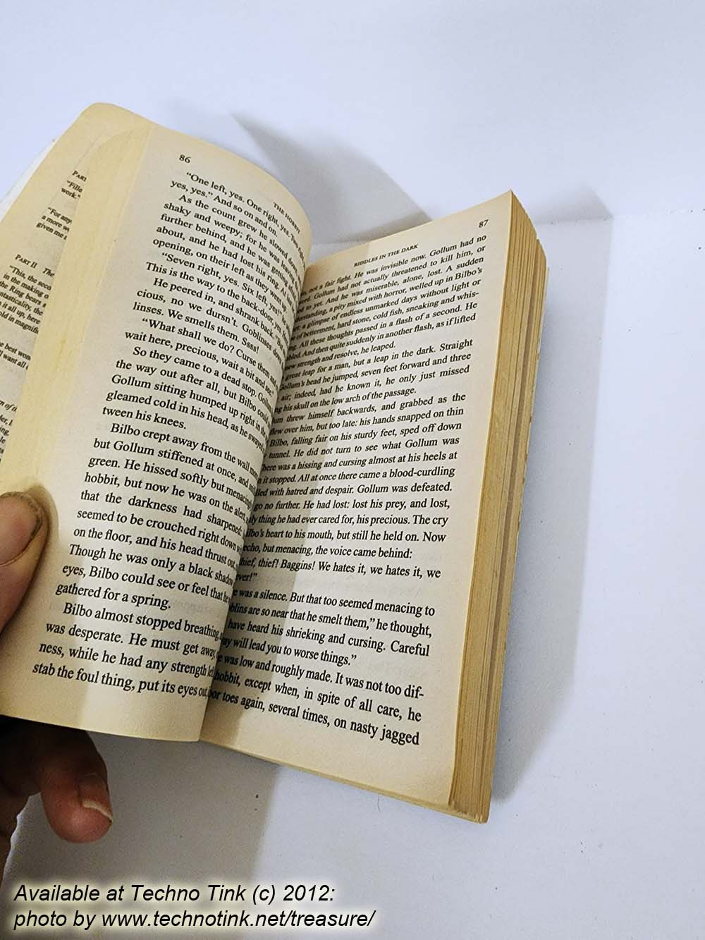 Used Paperback copy of J.R.R. Tolkien The Hobbit - Image 9