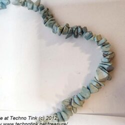 light aquamarine blue stone chips 34"x1/8"