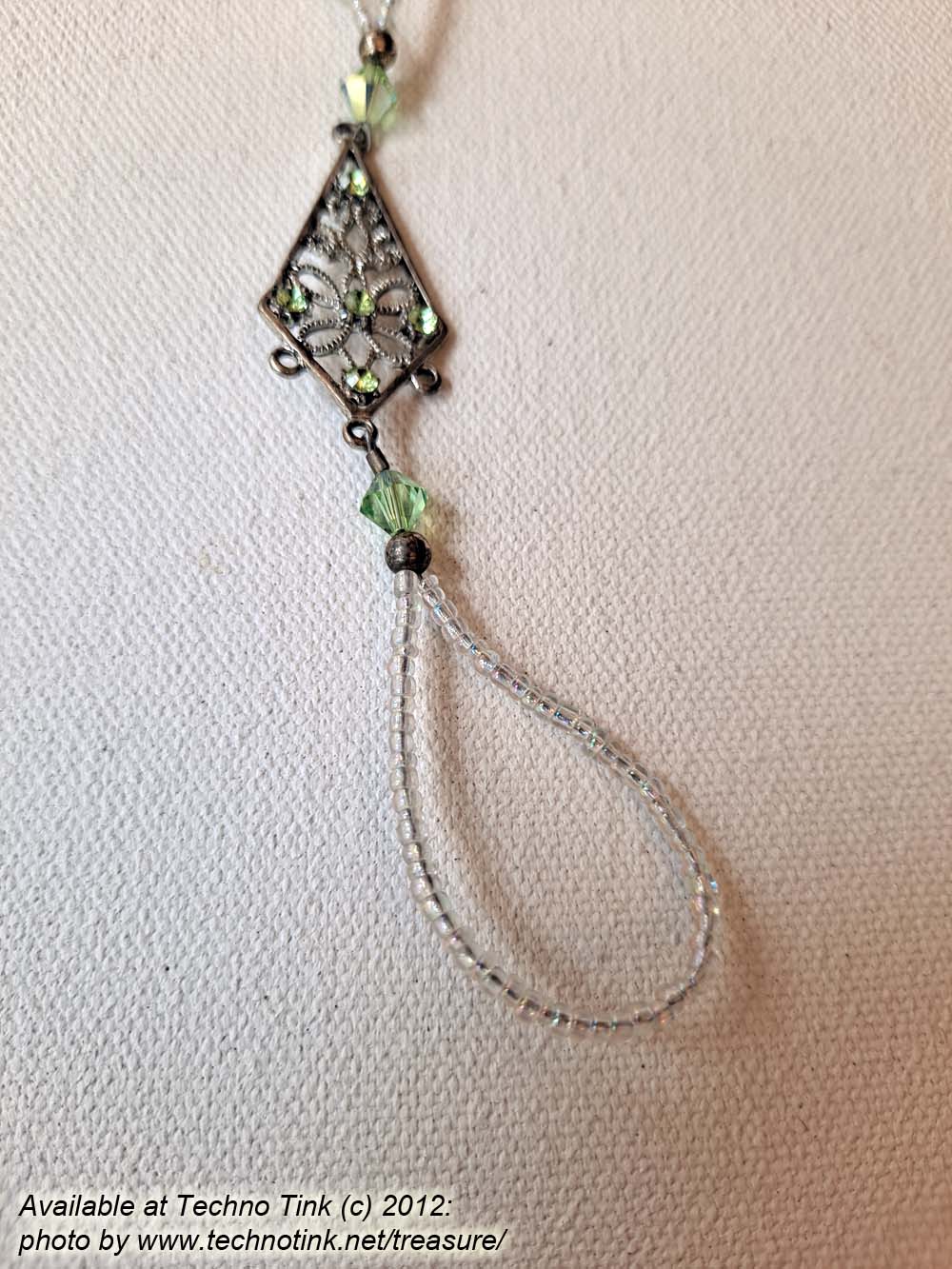 1 solitary Green and white faux crystal beaded Triangular Drop Charm Footlace - Image 3