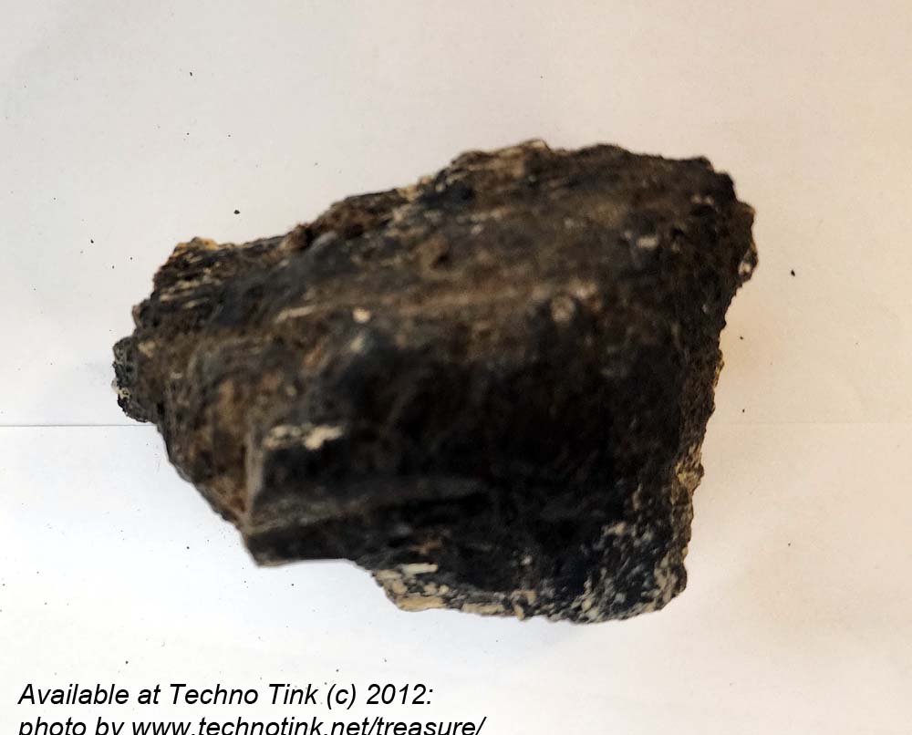 Raw chunk of Black Tourmaline 4x3x2 - Image 2