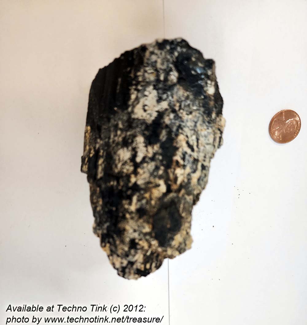 Raw chunk of Black Tourmaline 4x3x2 - Image 7