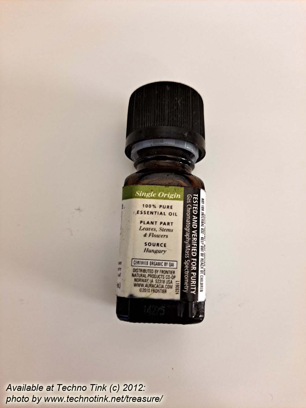 Oregano Essential Oil, Organic - Aura Cacia, .25 fl oz - Image 2