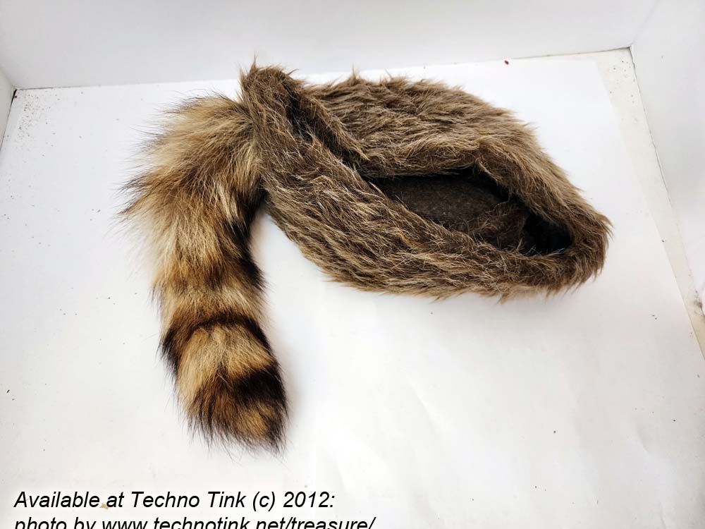 Coon skin cap - Regular Size - Image 7