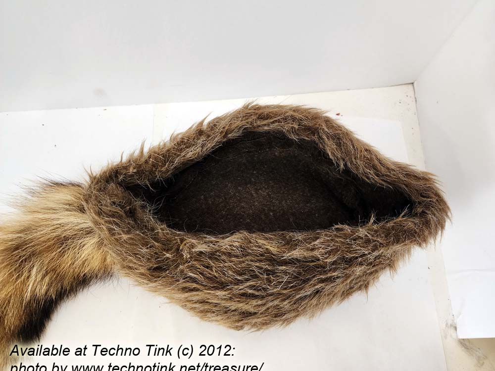 Coon skin cap - Regular Size - Image 8